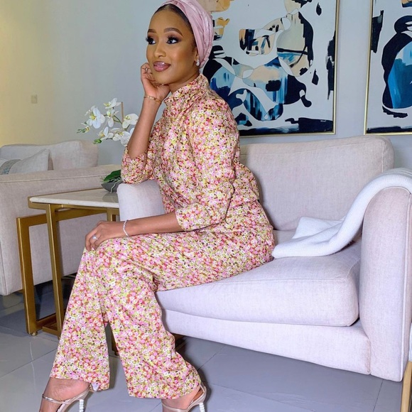 Zara floral pleated skirt pants set with top - Picture 3 of 15